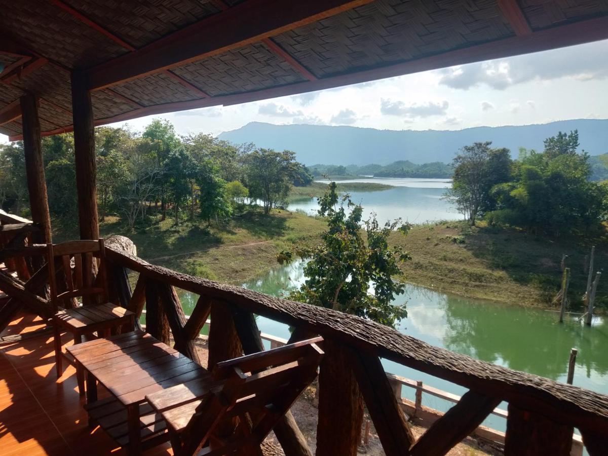 Nirvana Archipel Resort Vang Vieng Exteriör bild
